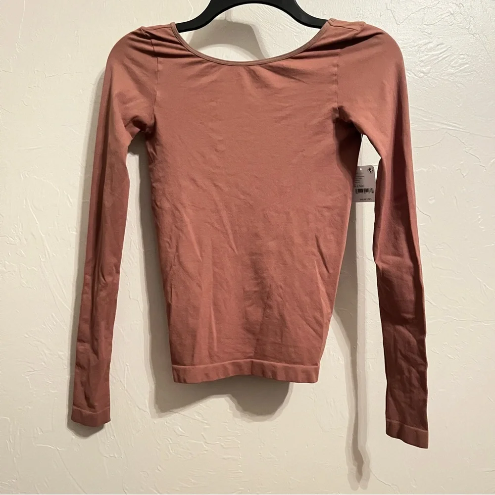 INTIMATELY FREE PEOPLE Low Back Seamless Long Sleeve in Withered Rose Sz M/L NWT